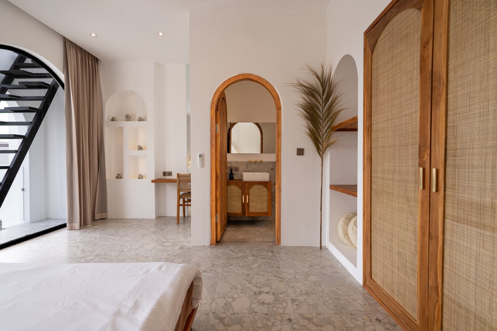 UNU VILLA – UNIT 11 (30)