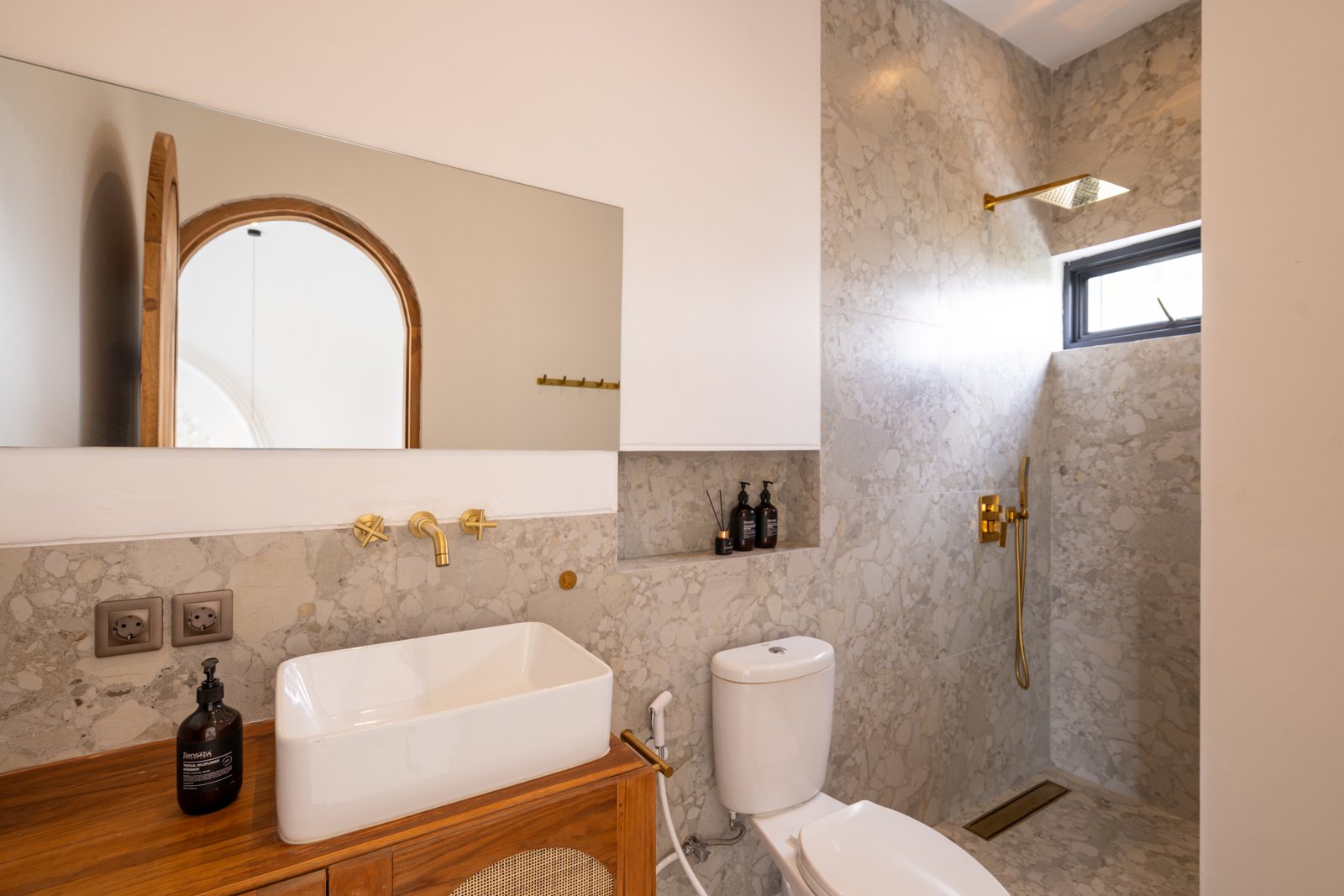 UNU VILLA – UNIT 11 (31)