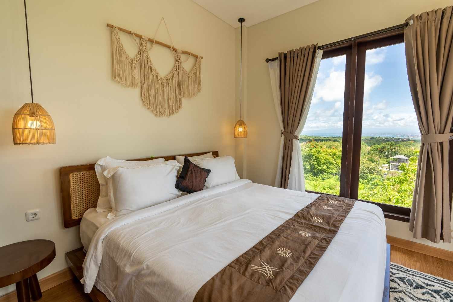KAMAR2