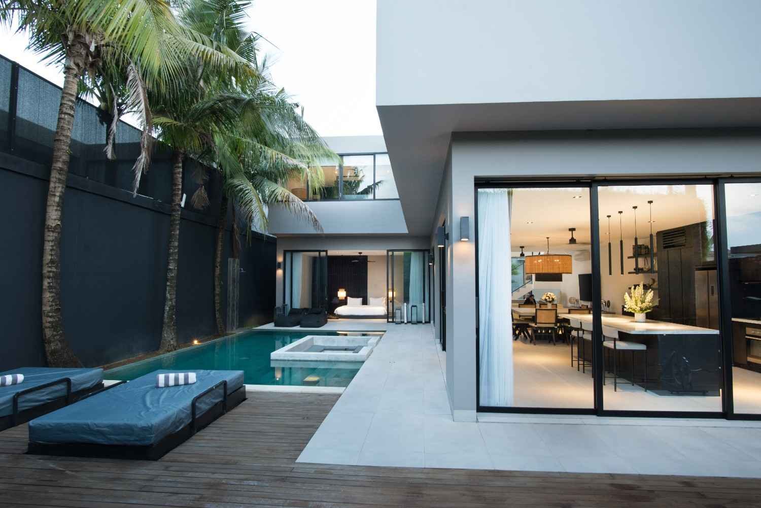 POOLB
