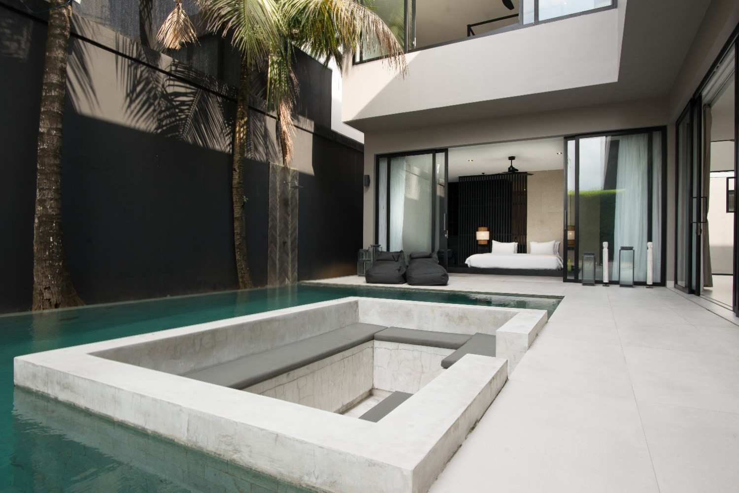 POOLG