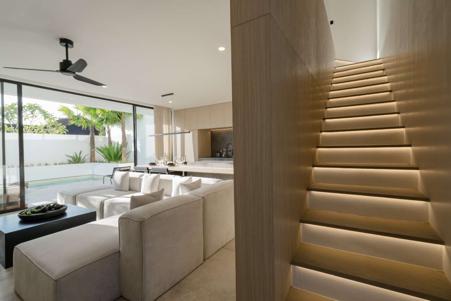 18VILLAKOONPoolKOONBaliLuxuryvillaBaliInvestinBaliBuyavillainBalidesignvillaBalidesignstayBaliRealestateInvestmentBaliModernMinimalistVillaBaliLuxuryVillawithPoolBaliRea