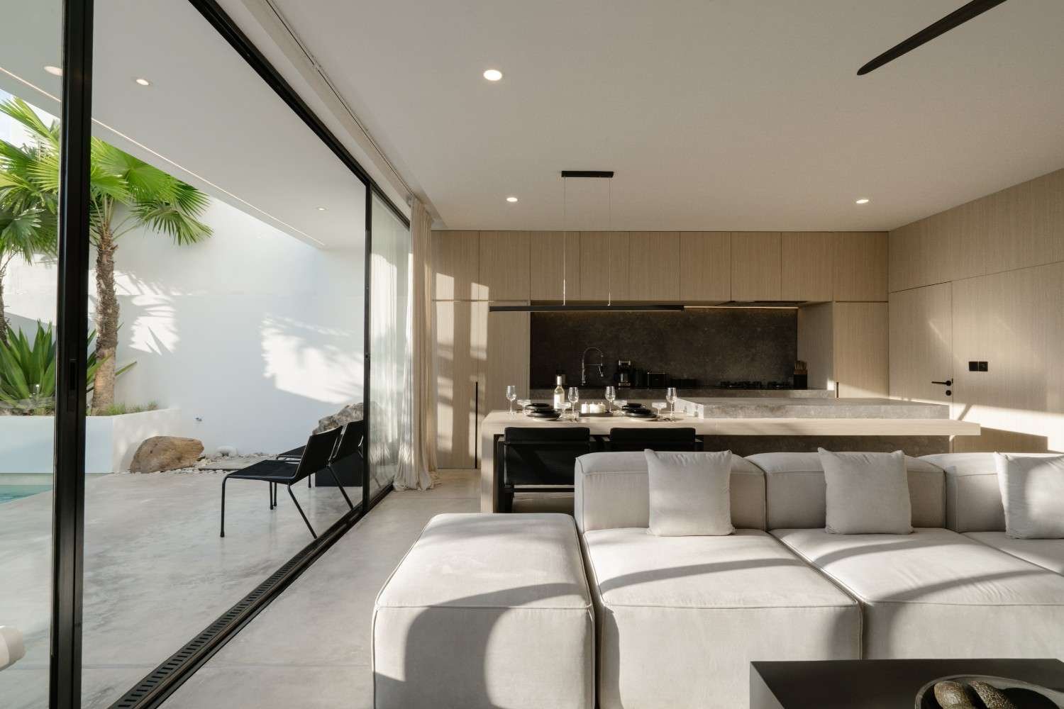 19VILLAKOONPoolKOONBaliLuxuryvillaBaliInvestinBaliBuyavillainBalidesignvillaBalidesignstayBaliRealestateInvestmentBaliModernMinimalistVillaBaliLuxuryVillawithPoolBaliRea