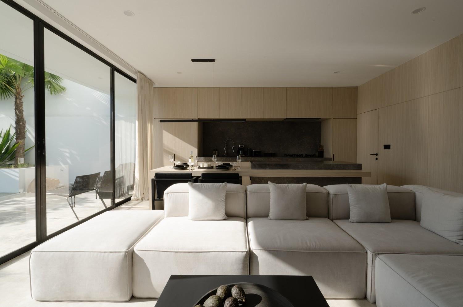22VILLAKOONPoolKOONBaliLuxuryvillaBaliInvestinBaliBuyavillainBalidesignvillaBalidesignstayBaliRealestateInvestmentBaliModernMinimalistVillaBaliLuxuryVillawithPoolBaliRea