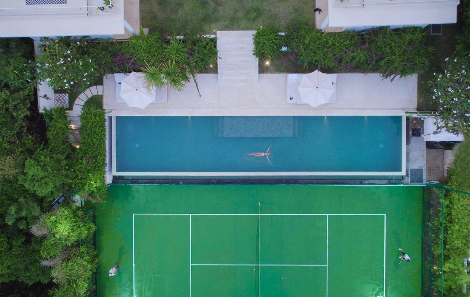 top shot swimmingpool eve