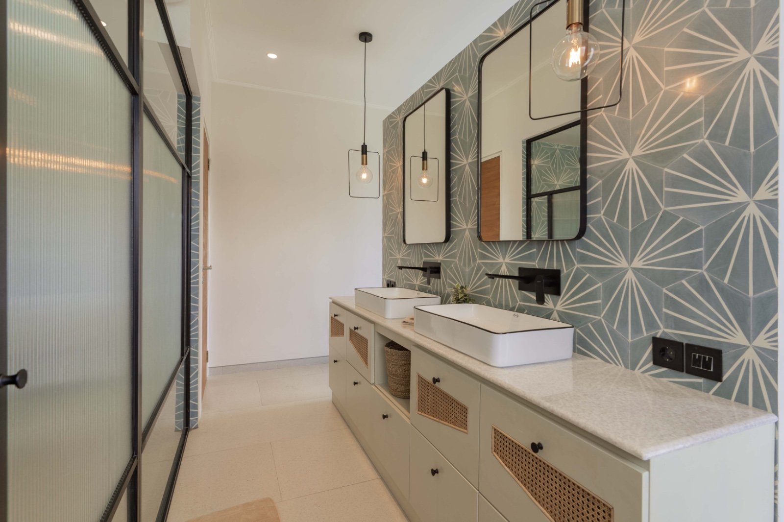 Bathroom 4(1)