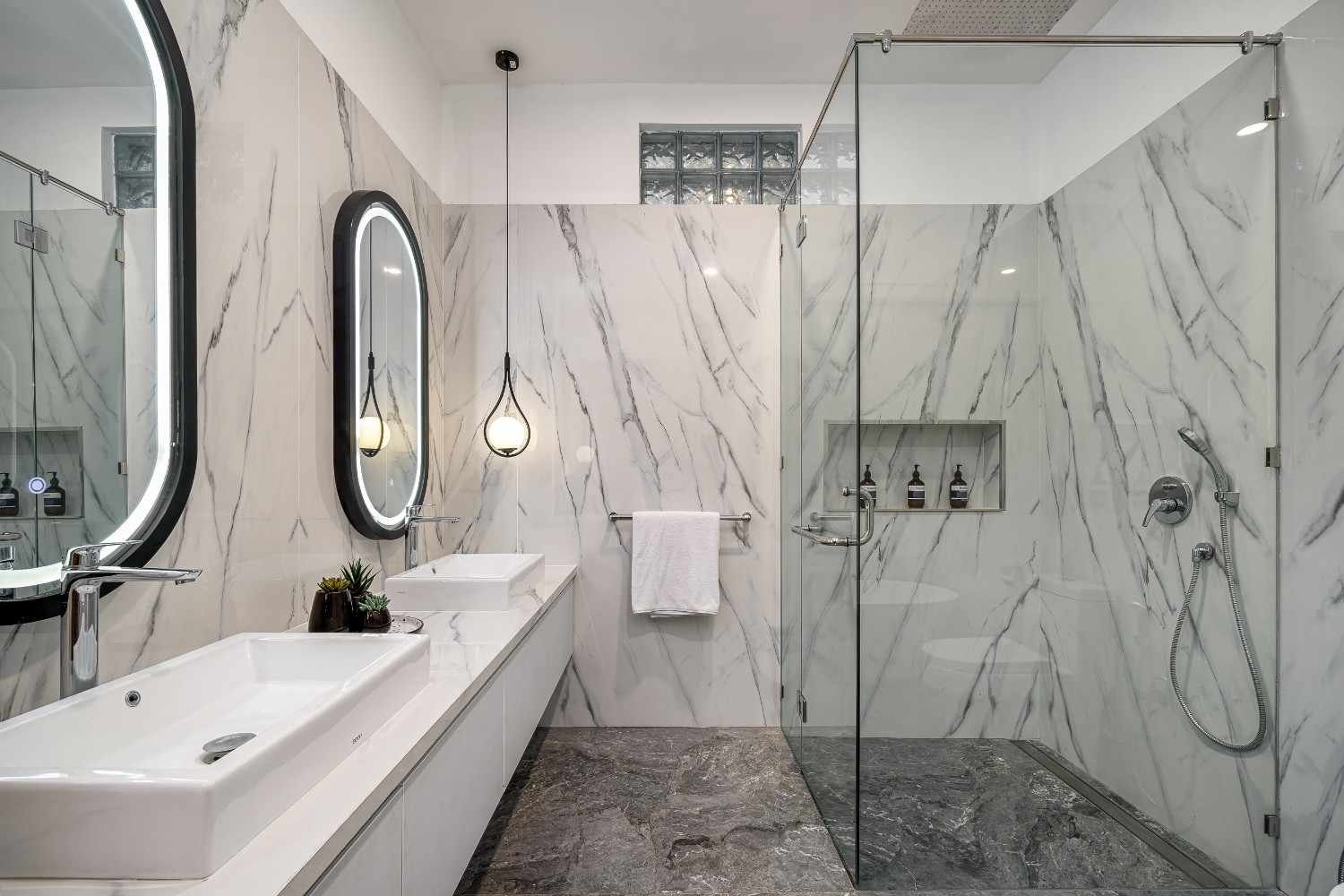 Bathroom1_2 (1)