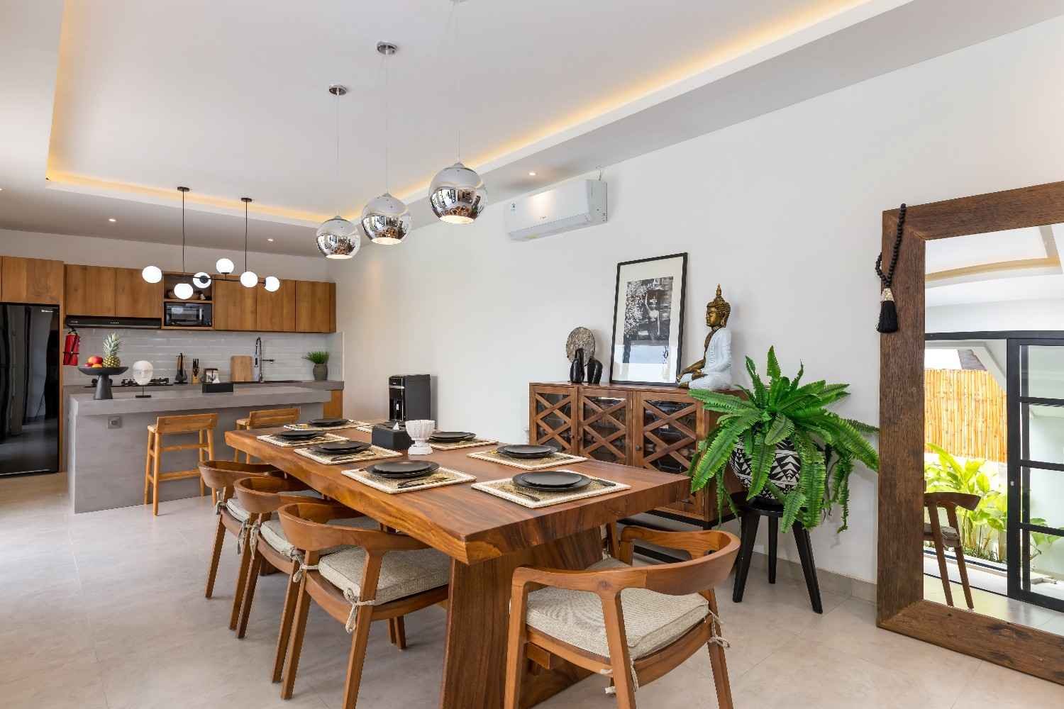 EllaDining02