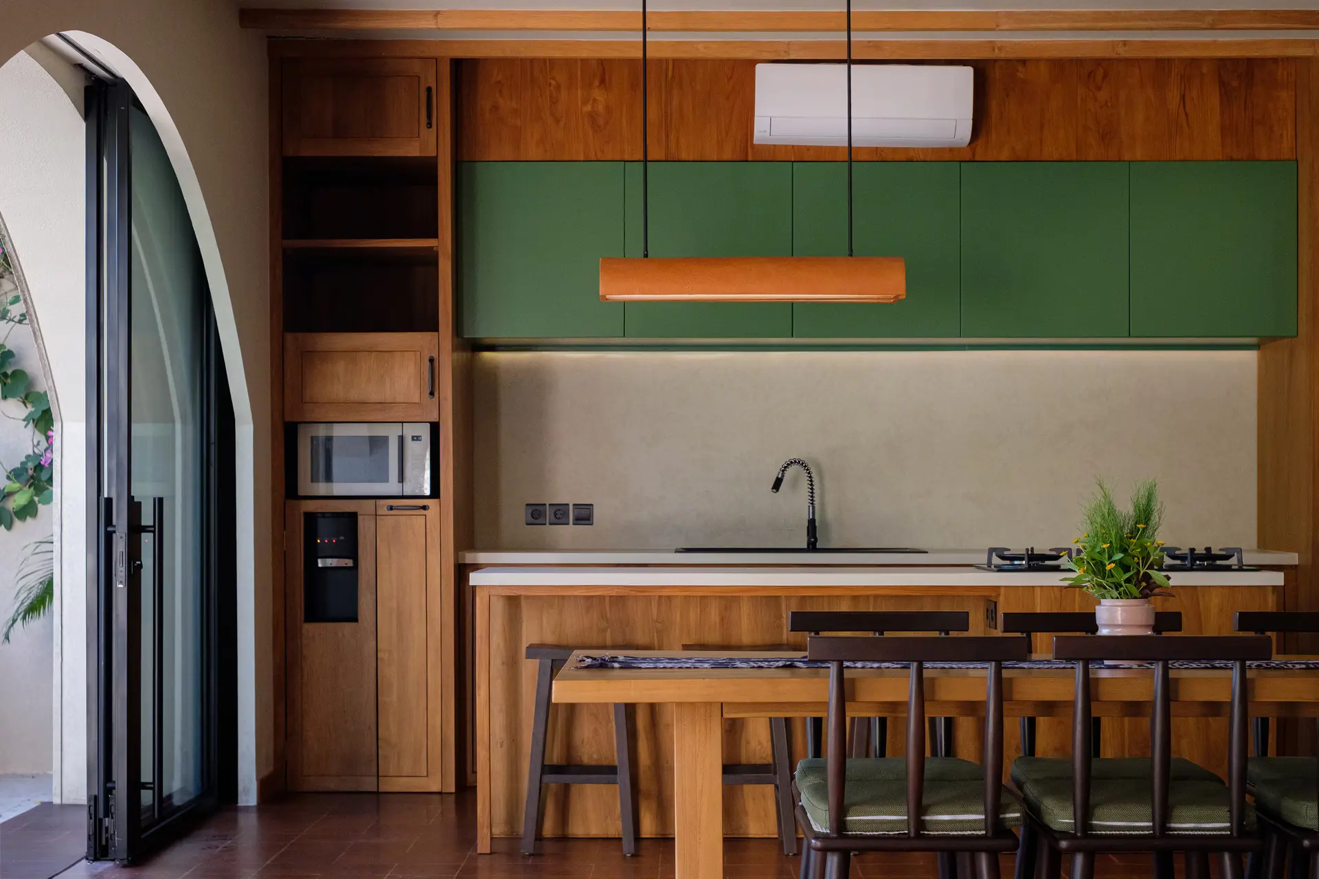 Full-kitchen-1