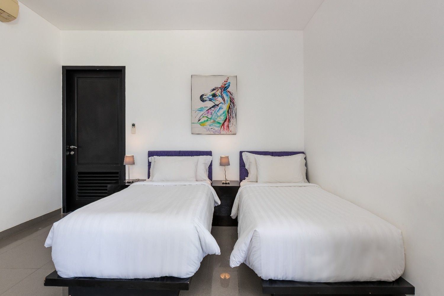 Ocean Height Bedroom C01-100kb