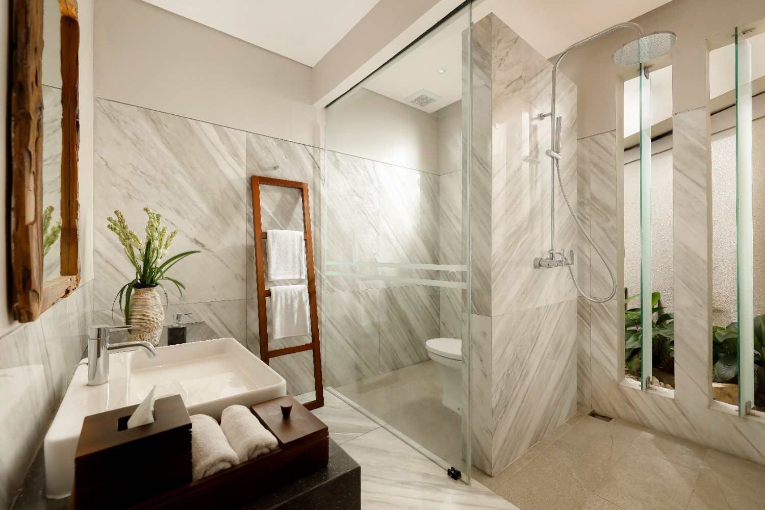 ROOM 2 – BATHROOM-100kb