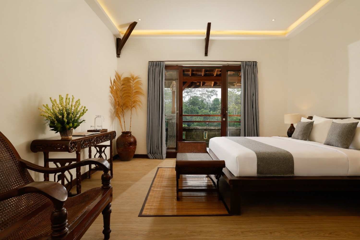 VILLA 1 – ROOM 1 – MASTER BEDROOM-100kb